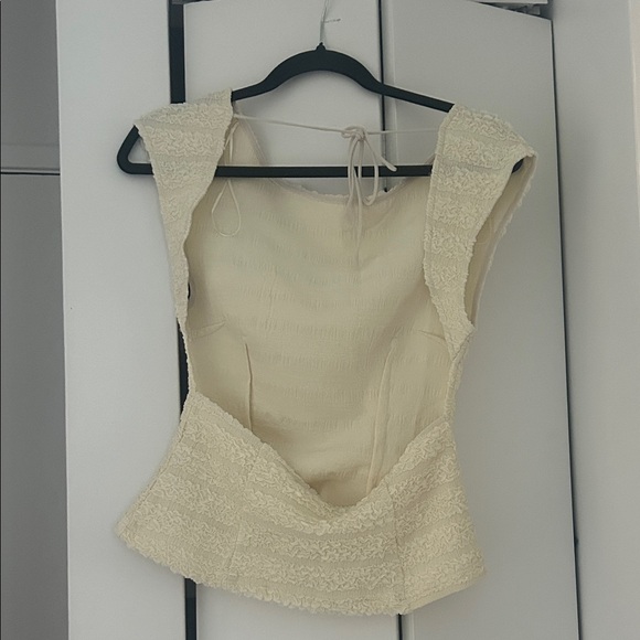 Lioness Cream Lace Backless Women's Top - Picture 2 of 3